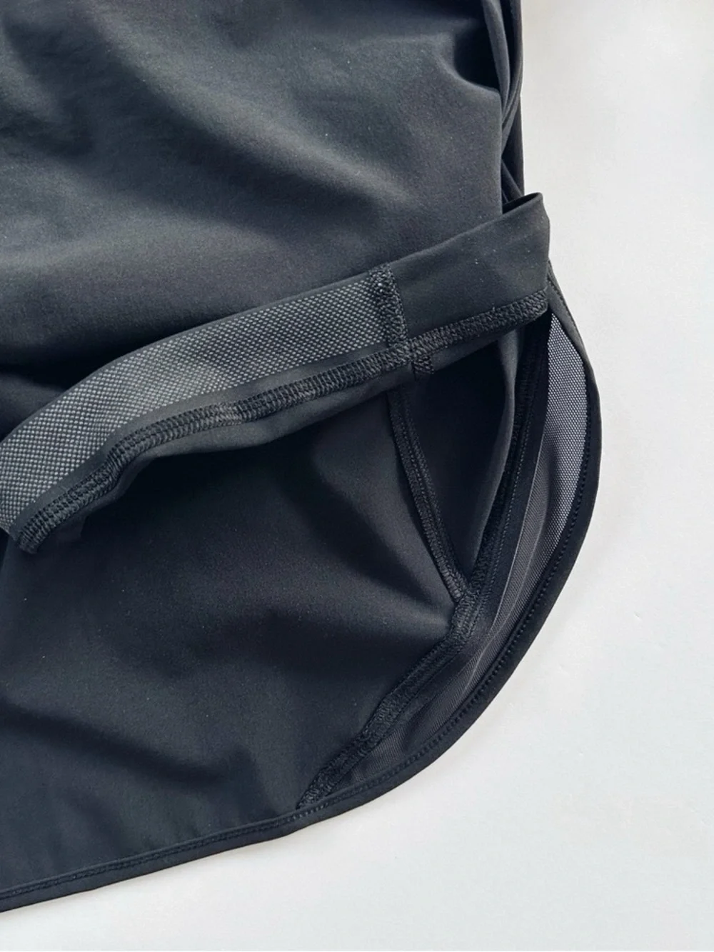 NEW Lululemon Hotty Hot High-Rise Skirt Black